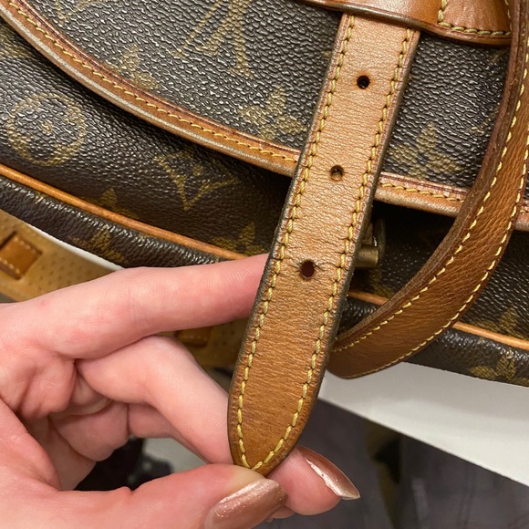 Authentic Louis Vuitton Saumur 28 - Picture 8 of 8